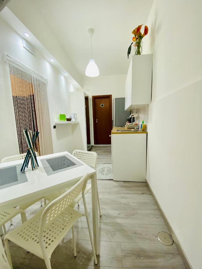 Figurari Naples